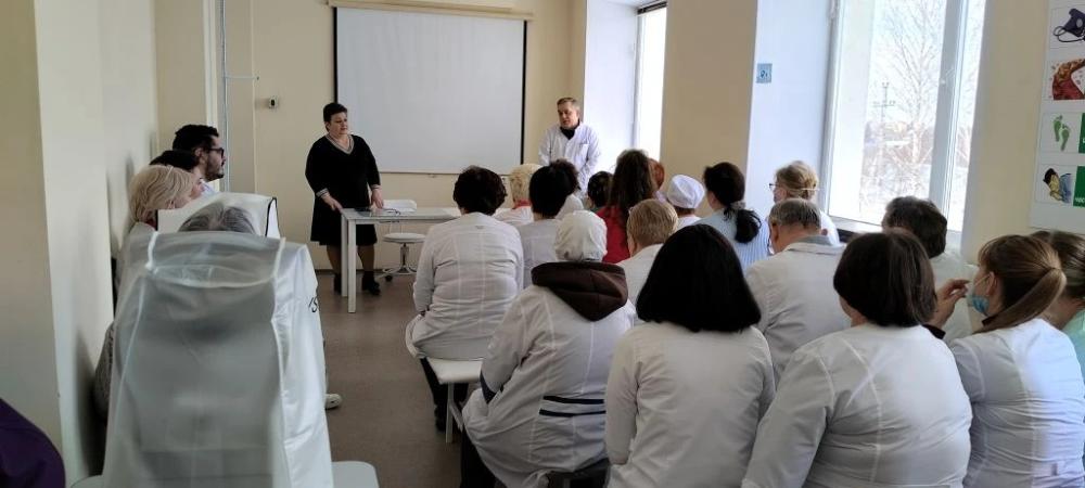 Женщины Белинской районной больницы получили поздравления и подарки к 8 Марта.